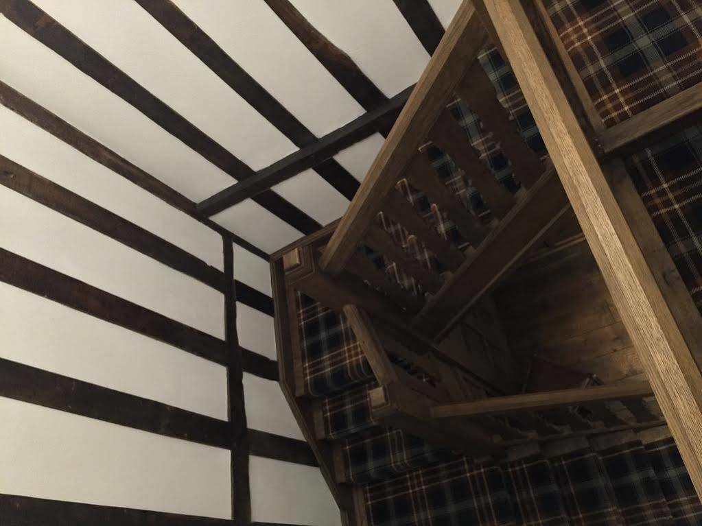 The Harvard Inn Stock Екстер'єр фото